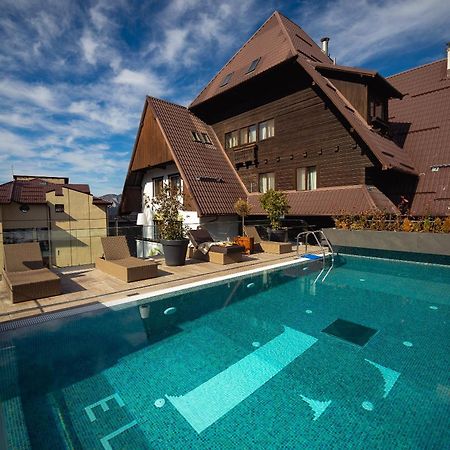 Elexus Boutique Predeal Exterior foto